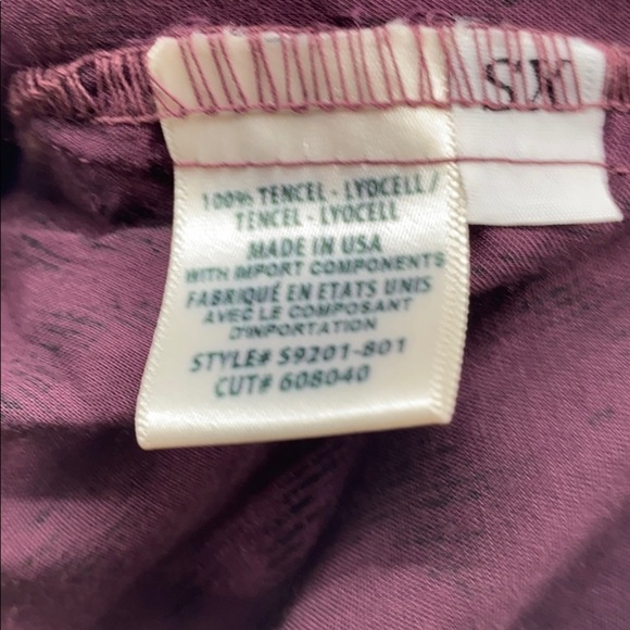 Side Stitch Womens Tencel Printed Blouse wine/black Aztec print bell sleeve - Picture 12 of 12